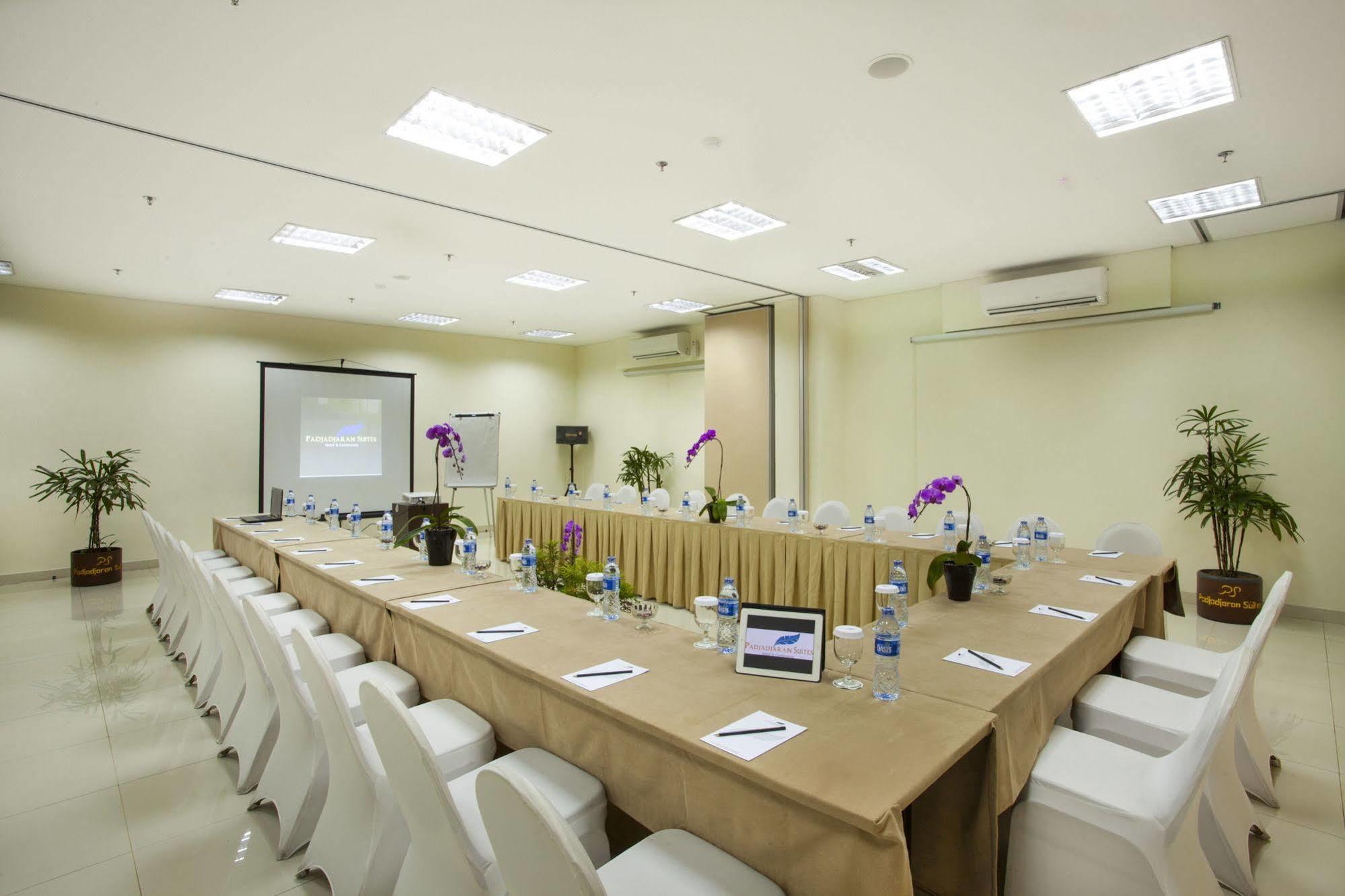 Padjadjaran Hotel Bogor Luaran gambar